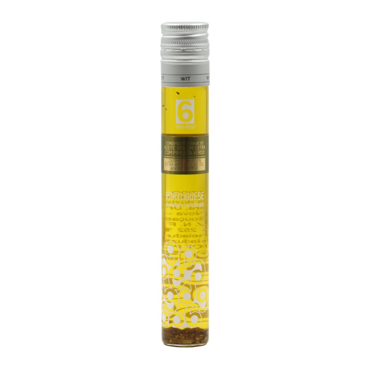 Meia-Dúzia Extra Virgin Olive Oil with Green Pepper