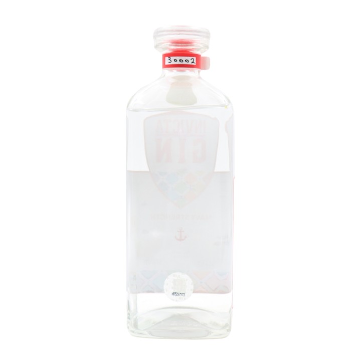 Invicta Navy Strenght Gin