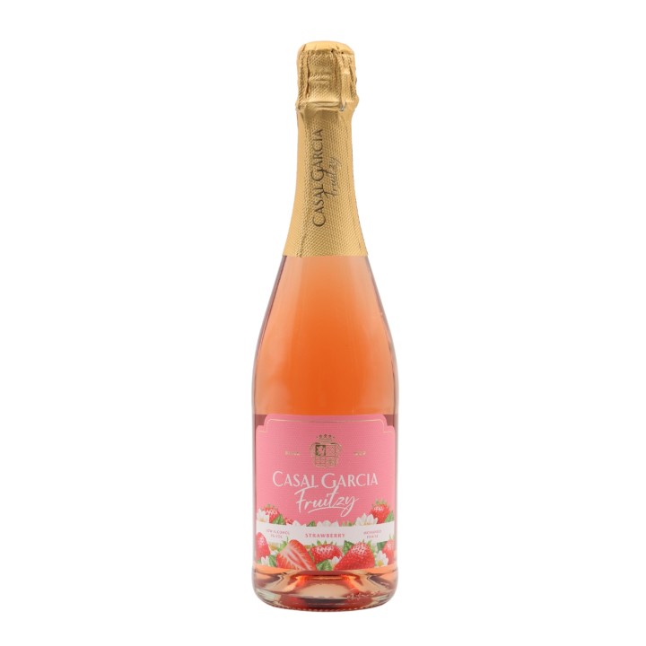 Casal Garcia Fruitzy Strawberry