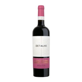 Detalhe Touriga Nacional Cabernet Sauvignon Red 2017