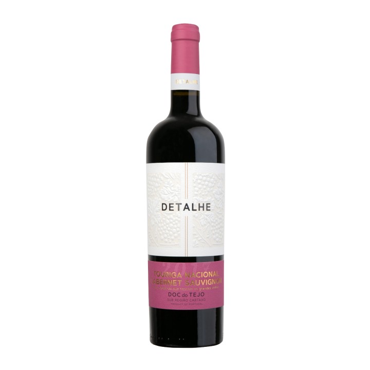 Detalhe Touriga Nacional Cabernet Sauvignon Red 2017
