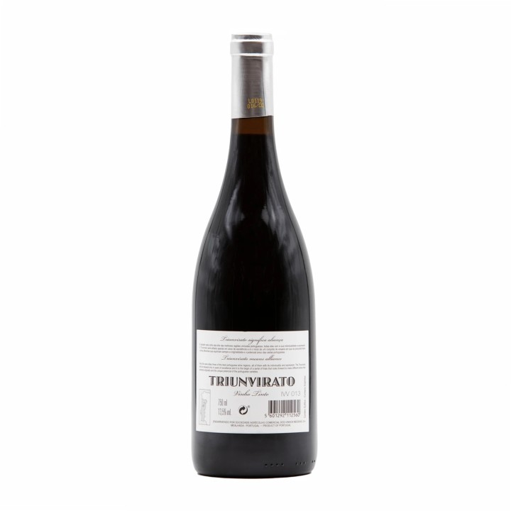 Triunvirato 7 Red