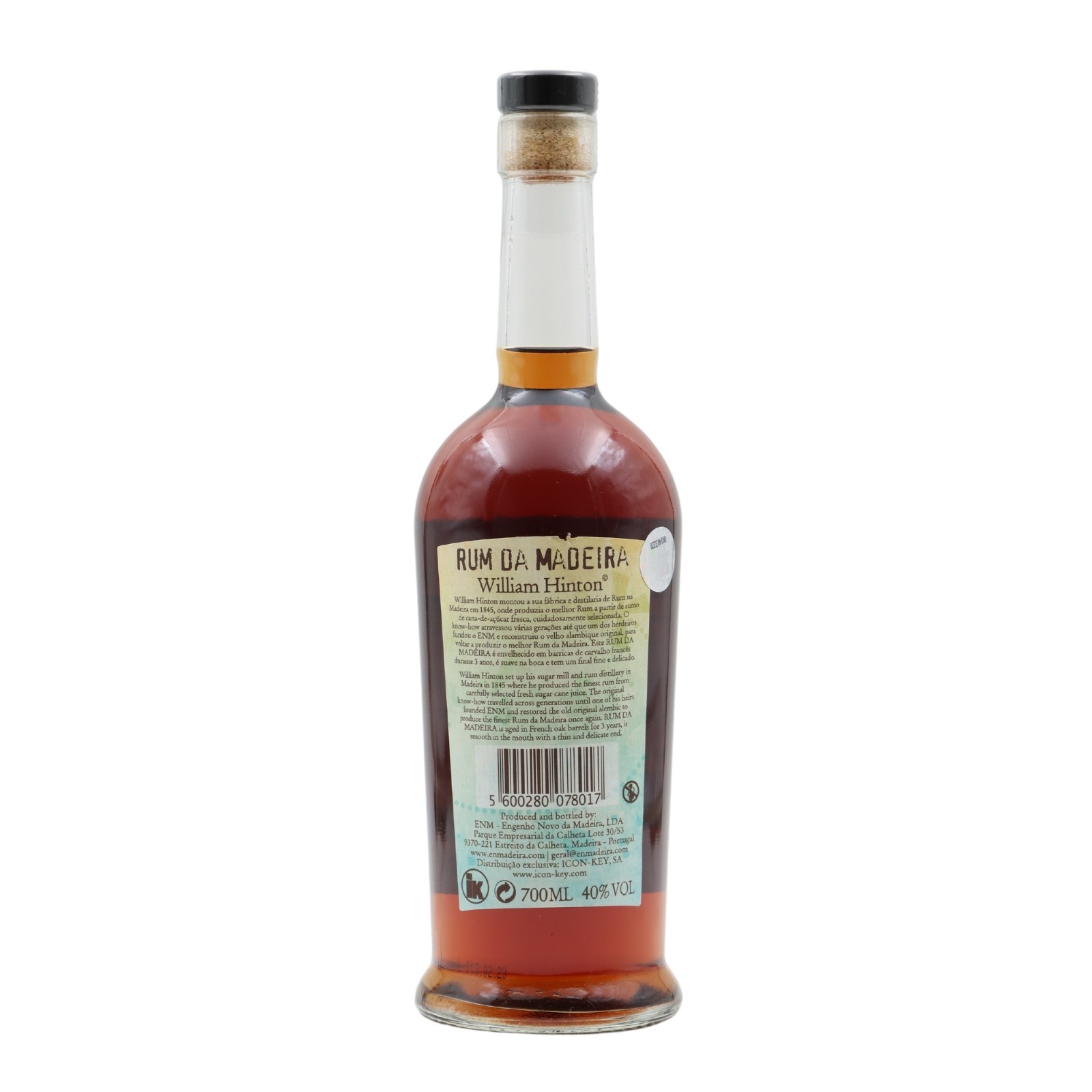 William Hinton 3 anos Rum